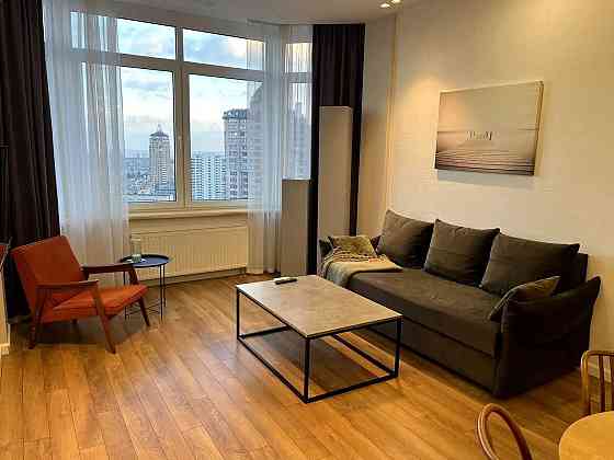 Оренда ЖК Арістократ Лесі Українки Коновальця Метро печерськ Генератор Kyiv