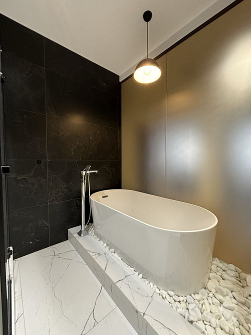 Стильна квартира для сімʼї з 3 окремими спальнями Одеса - зображення 8