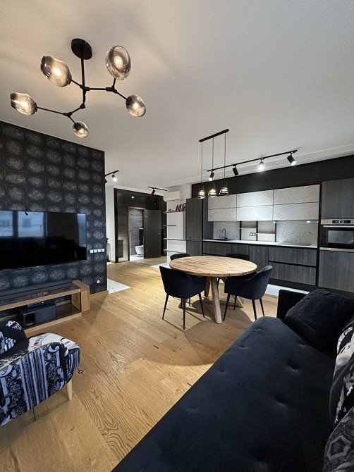 Стильна квартира для сімʼї з 3 окремими спальнями Одеса - зображення 1