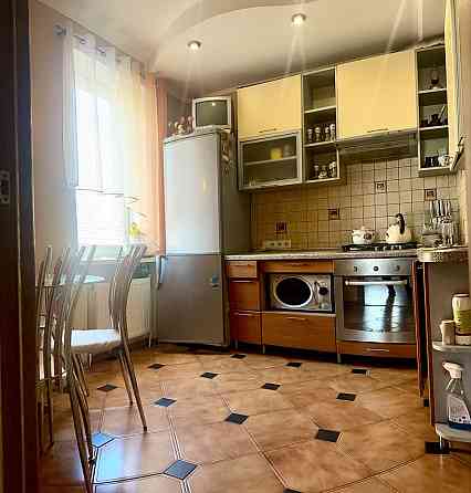 2-х сталінка « зуп 8 лікарня» Автономка Меблі Техніка Кривой Рог