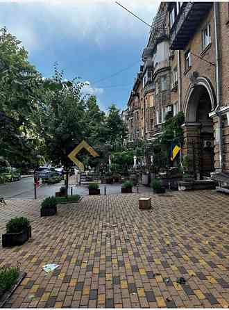 1-кімнатна квартира по вул. Нікольсько -Ботанічній 7/9 . Центр. Київ