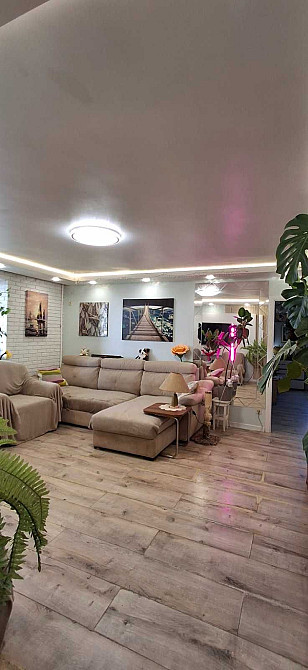 Продам 3х ком квартиру в Новострое Л\Б или обмен на дом в с.Куриловке Кам`янське (Запорізька обл.) - зображення 2