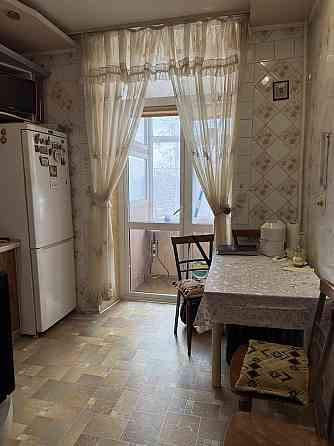 Продам 2-х к .квартиру Н.Бавария центр сталинка Харків