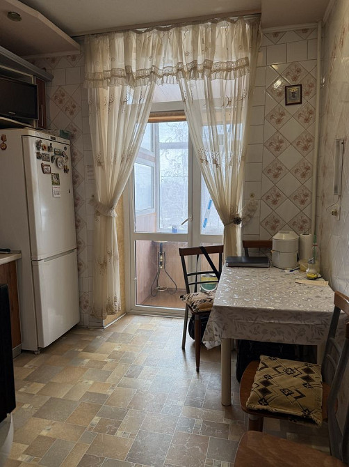 Продам 2-х к .квартиру Н.Бавария центр сталинка Харків - зображення 2