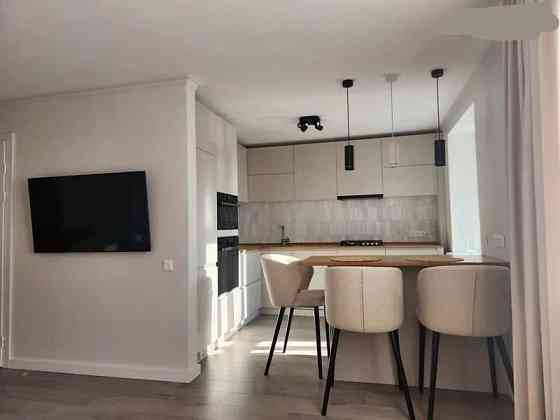 Продається 3х кімнатна новобудова Героїв Майдану Чернівці