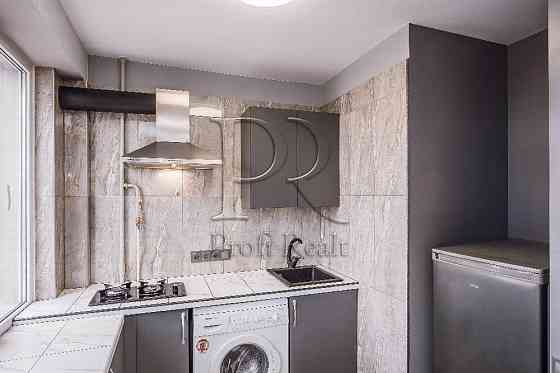 Продаж 1к кв з ремонтом у центрі Рибальська,метро Кловська,Печерська Киев