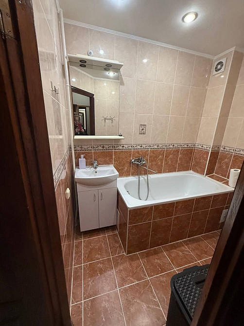 Сдаётся 3к-квартира, метро Лыбедская Киев - изображение 8