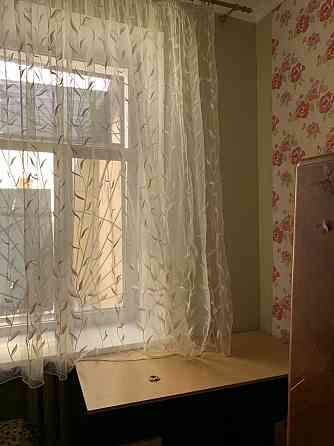 Район старосенная площадь , привоз низкий этаж газ Одеса