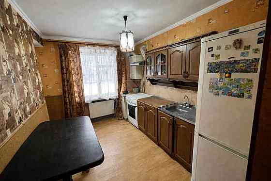 Продається трикімнатна квартира р-н Софіївка, біля АТБ. Івано-Франківськ