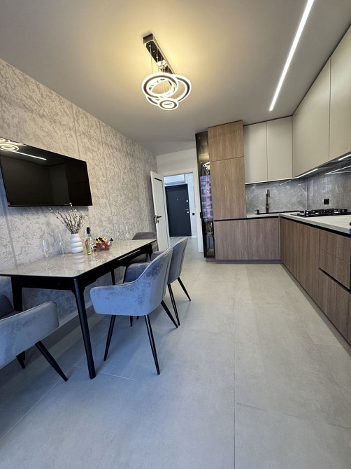 Продаж 2 кім в ЖК  Фемелі плаза  з євроремонтом.Модна під програми Івано-Франківськ - зображення 2