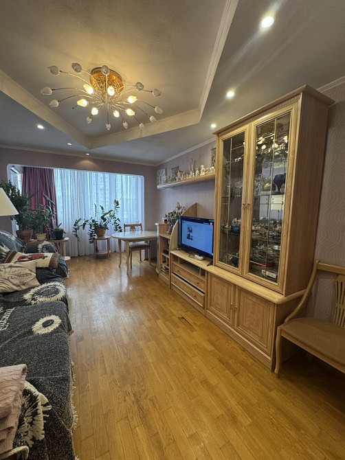 Продаж 3-х кімнатної Шумського 6,Березняки,м. Лівобережна Киев - изображение 1