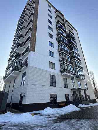 Продаж 1 кімнатної  новобудови 3 поверх 62 метри Київська 14-А Кременчук