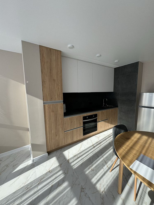 Пропоную гарну і сучасну квартиру в центрі міста, вільна з 1 березня! Черкаси - зображення 1