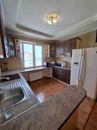 Оренда 3-кім. Драгоманова 1-б  метро Позняки  Дарницький район Киев