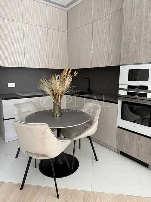 60м2 Тютюнника Щорса Коновальця Предславинська Центр Киев - изображение 1