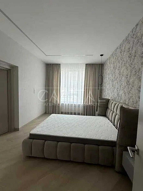 60м2 Тютюнника Щорса Коновальця Предславинська Центр Киев - изображение 4