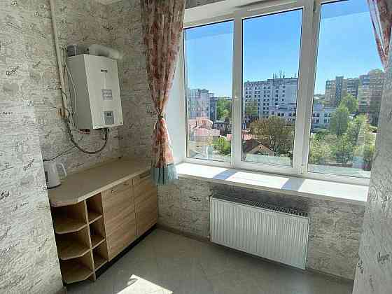 Без Комісії центр Здається в оренду 1 кімнатна квартира Набережна 8а Луцк