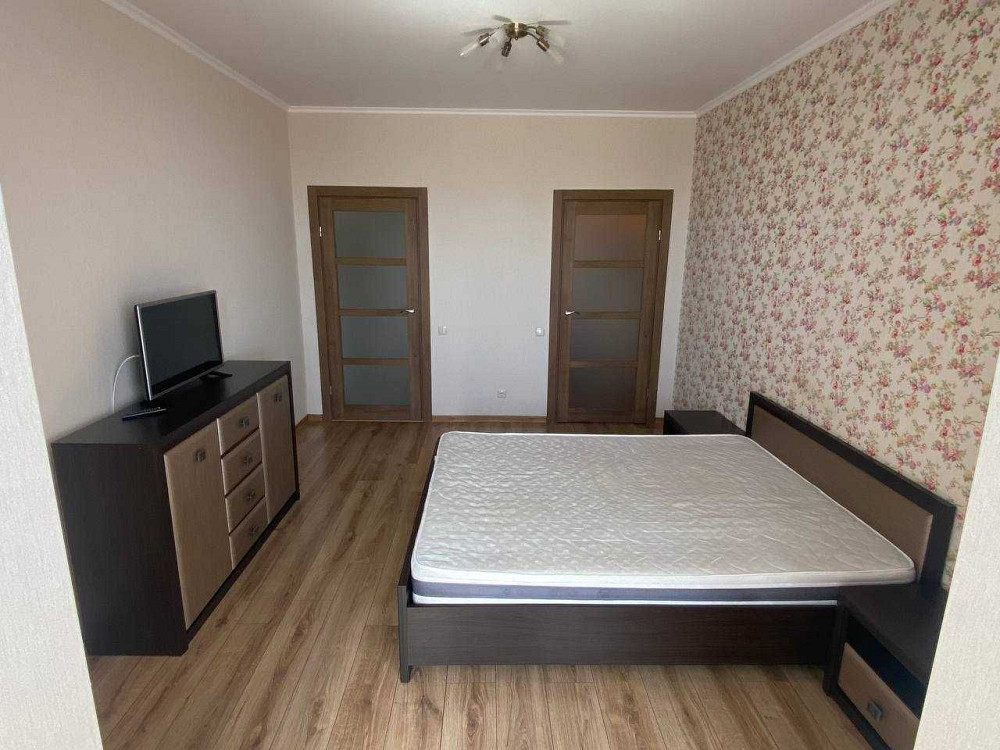 Без Комісії центр Здається в оренду 1 кімнатна квартира Набережна 8а Луцк - изображение 1