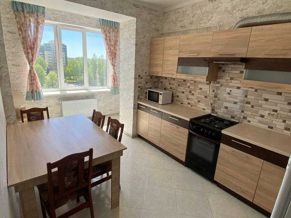 Без Комісії центр Здається в оренду 1 кімнатна квартира Набережна 8а Луцк - изображение 4