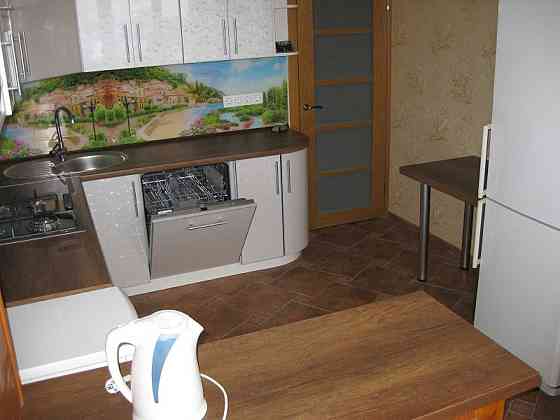 Здам СВОЮ 1-у квартиру,вул.Б-р Миколи Руденка(Кольцова) 9. Без комисии Киев