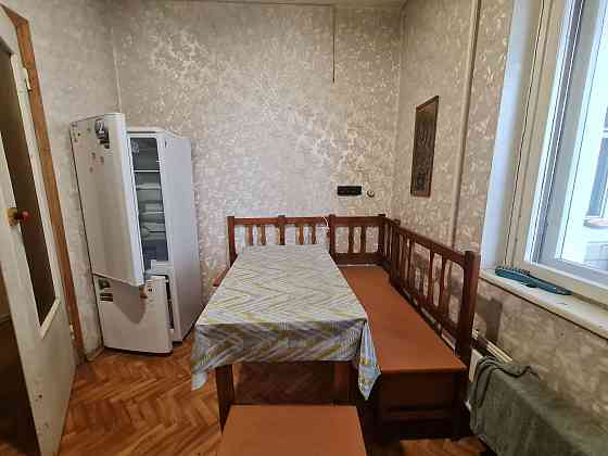 Оренда 3 кім біля метро Житомирська  вул Ореста Васкула 49 Киев