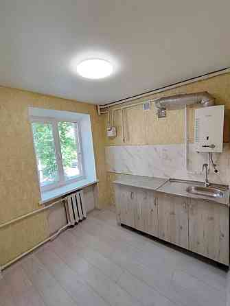 Двох кімнатна, в центрі, ціна топ, встигни придбати Хмельницкий