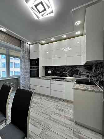 Продам красивую 2х ком квартиру с Евроремонтом на ул. Сахарова Одеса