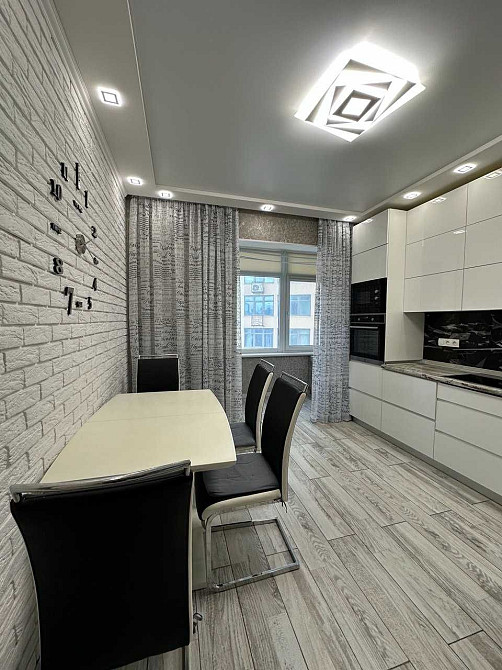 Продам красивую 2х ком квартиру с Евроремонтом на ул. Сахарова Одеса - зображення 4