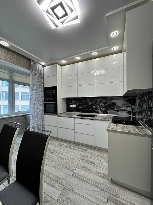 Продам красивую 2х ком квартиру с Евроремонтом на ул. Сахарова Одеса - зображення 2