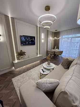 Вишукана 3к квартира з дизайнерським ремонтом біля ТРЦ Велес Івано-Франківськ