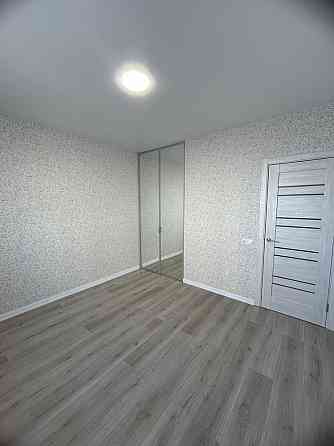 2 к.  квартира с новым ремонтом на улице Академика Сахарова КК Одеса