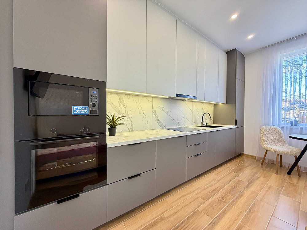 Продаж квартири в центрі м. Стрий вул. Підзамче ЄВРОРЕМОНТ Стрий - зображення 1