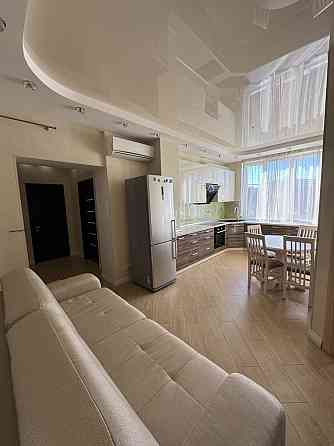 2-х кв.,вул Семена Палія(м.Голосіівська)з власним паркомісцем!!! Киев