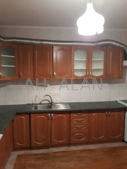 Аренда трехкомнатной квартиры по ул. Вишняковская 7-Б Дарницький район Киев - изображение 7