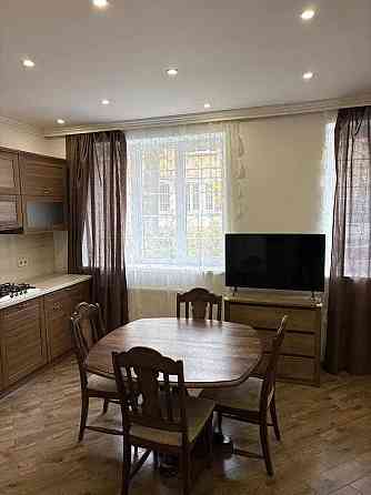 Оренда квартири на вул. Пекарська Львов