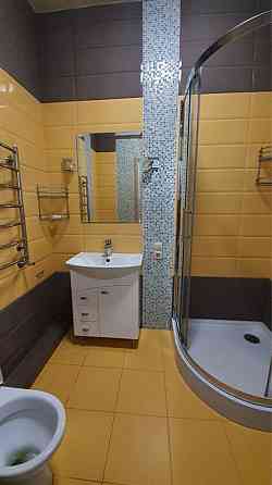 Здам 1 кімнатну простору квартиру на Фонтані Одесса