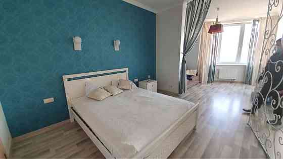 Здам 1 кімнатну простору квартиру на Фонтані Одесса