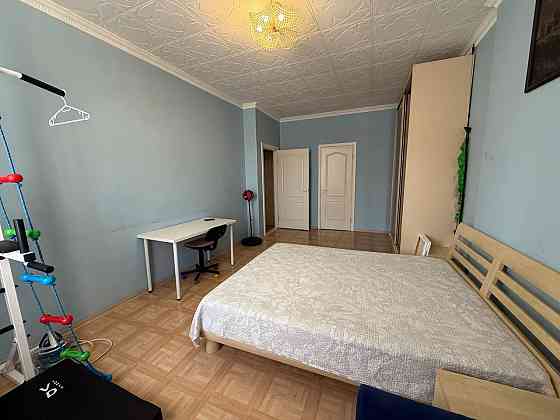 Продам 2 к кв на Робочій цегляний будинок Днепр