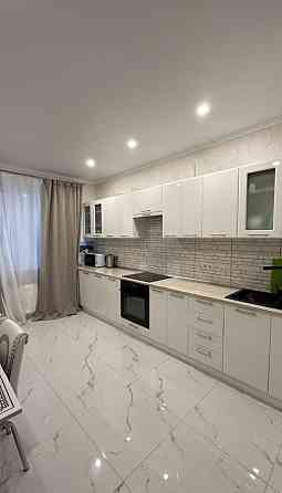 N2-комн.квартира ул.Сахарова 65м2 мебель и техника! Крижанівка