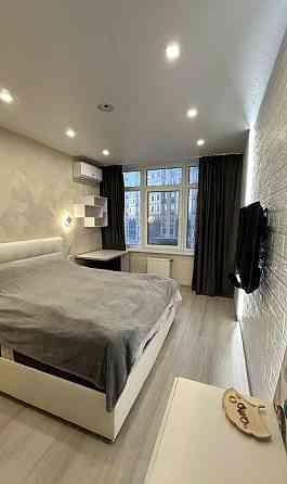 N2-комн.квартира ул.Сахарова 65м2 мебель и техника! Крижанівка