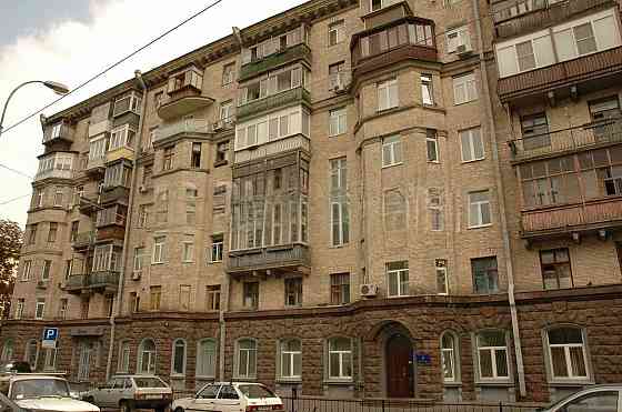 2 кім.квартира на Грушевського 34/1, сталінка Газ Киев