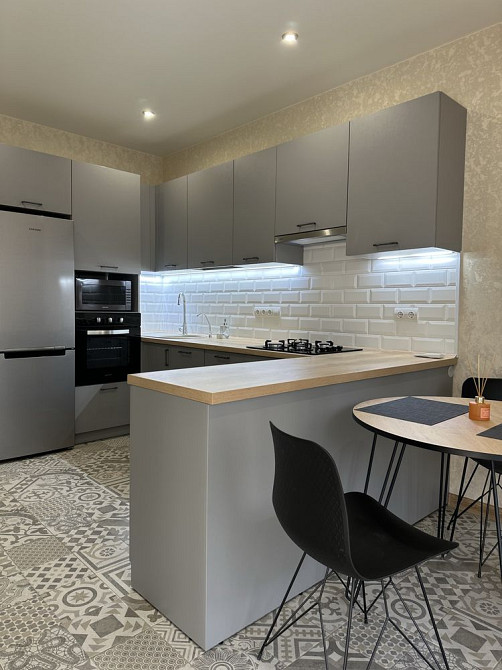 Аренда 1 комн квартиры с зеленой терассой в ЖК Липинка, ул.Замковецкая Киев - изображение 1