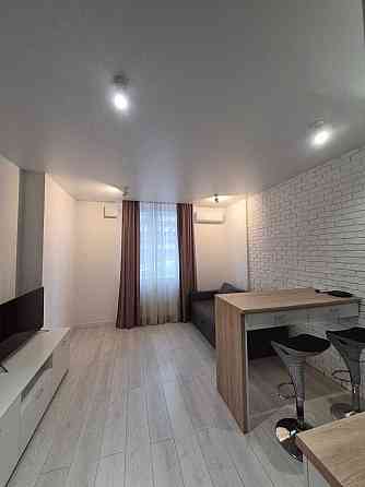 Оренда квартири 1-й поверх у ЖК Комфорт Таун, просп. Соборності, 17 Киев