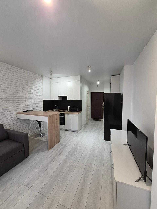 Оренда квартири 1-й поверх у ЖК Комфорт Таун, просп. Соборності, 17 Киев - изображение 1