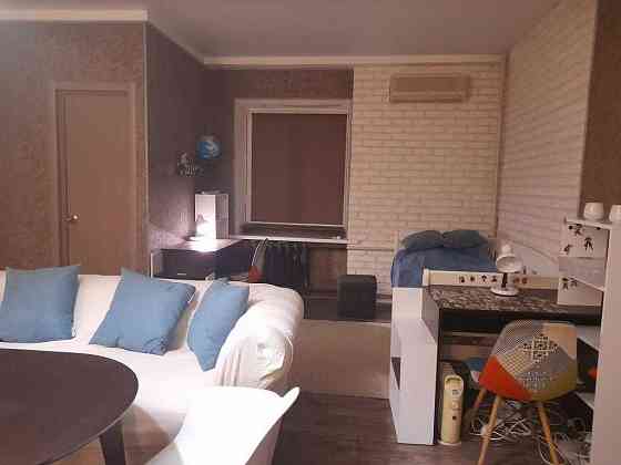 Оренда 2-кімнатна квартира, метро Палац Україна Киев