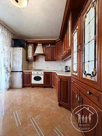 Оренда 2-рівневої квартири по вул. Декарта 160м2 Львів