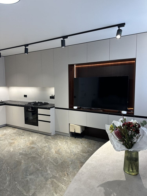 Продаж ексклюзивної квартири з якісним ремонтом. 45 м2. Без комісії Ірпінь - зображення 1