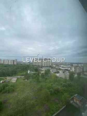 Продаж Двокімнатної видової квартири на Максимовича 9в Киев