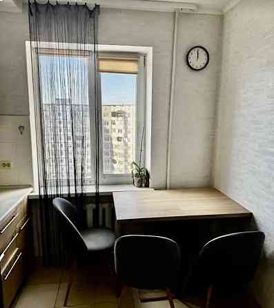 S_Продаж 3-кімнатної квартири з панорамним видом у престижному районі Rivne