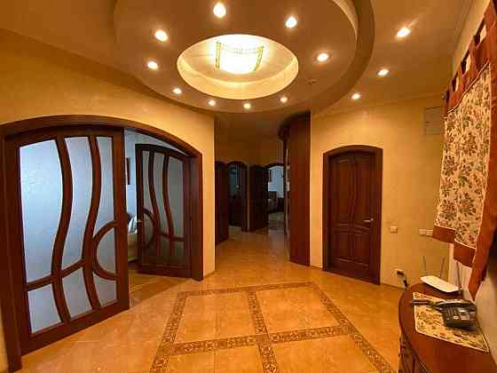 ГЕНЕРАТОР СОНЯЧНІ ПАНЕЛІ Оболонь Володимира Івасюка 12 Є Киев